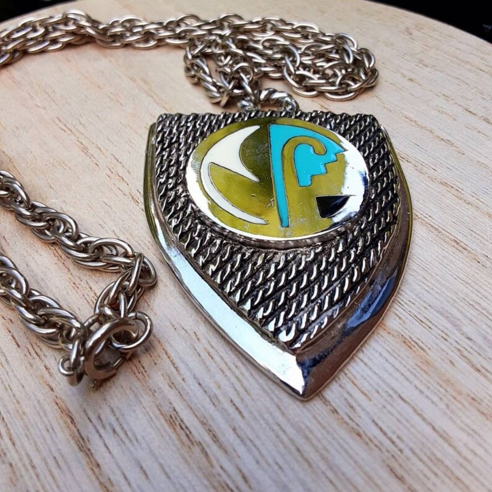 Turquoise Arrowhead Pendant Necklace - Southwest Spear Head